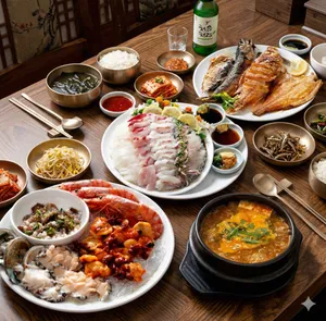 궁중해물탕 조씨집 대연본점
