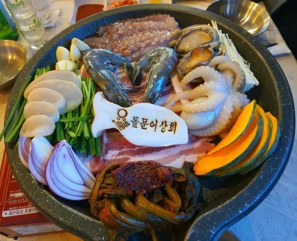 돌문어상회