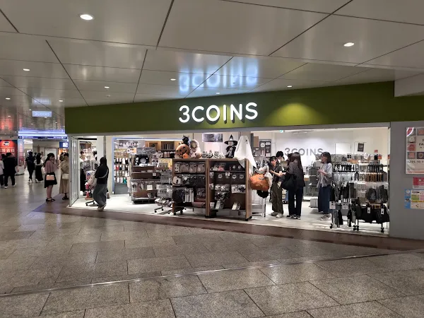 3coins 阪急三番街店 사진 3