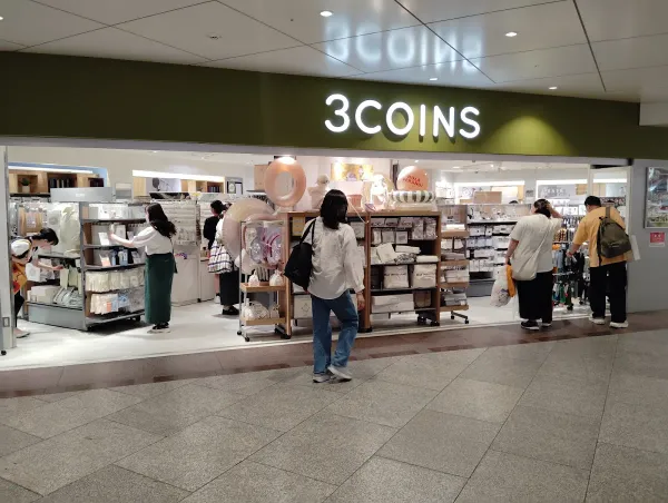 3coins 阪急三番街店 사진 5