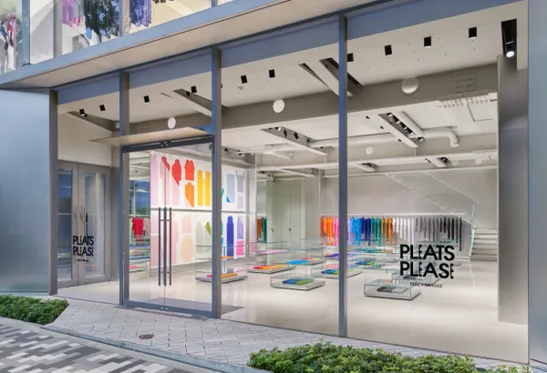 PLEATS PLEASE ISSEY MIYAKE / AOYAMA