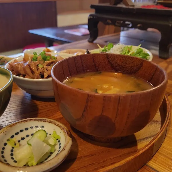 八百屋とごはん うらや西天満店 사진 2