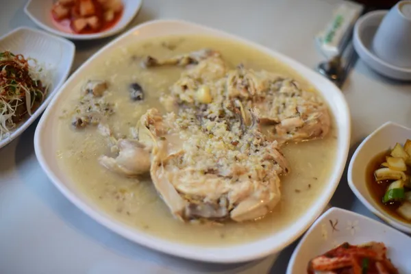 숲속장수촌 충주시청본점 사진 3