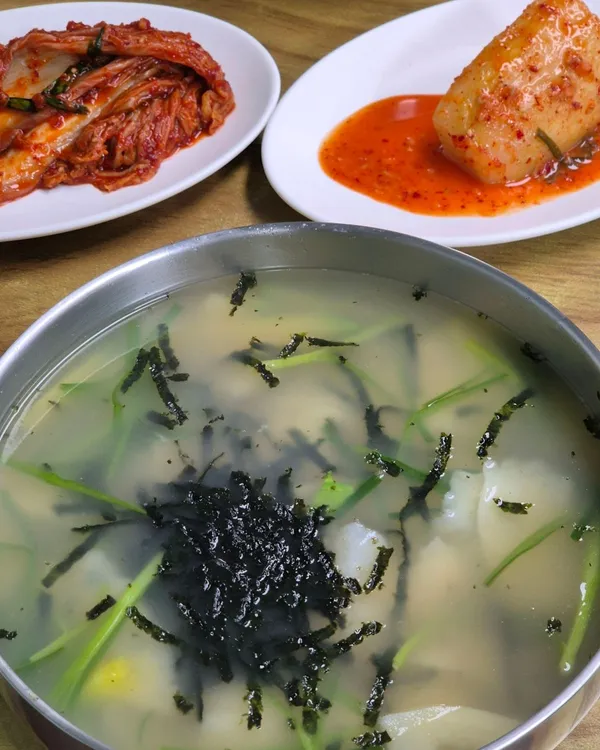 예전손칼국시전문점
