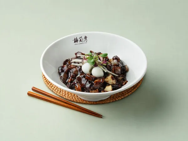 삼신 가로수길점 사진 2