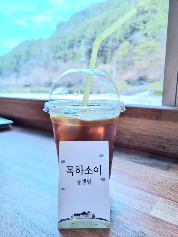 카페목하 사진 3