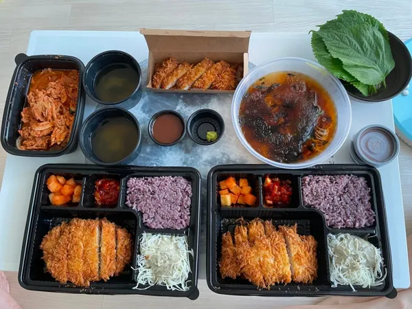 5딸라 제육집