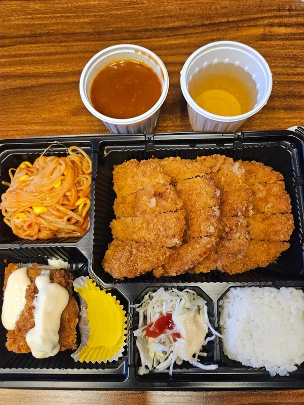 배터지는생동까스 조천함덕점 사진 2