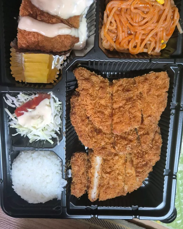 배터지는생동까스 조천함덕점 사진 3
