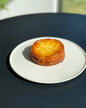 ワイエイティ
