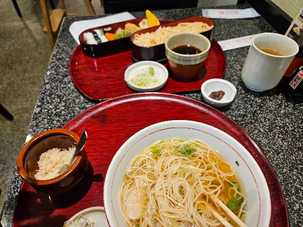 天ぷらとお蕎麦 天ぷら左膳 山形屋店 사진 5