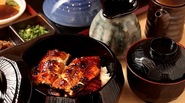 炭焼鰻 土井活鰻 金閣寺店 Unagi 사진 5