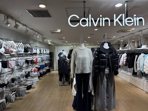 Calvin Klein Tenjin Underground Street Store 사진 2