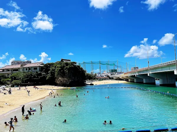 Naminoue Beach