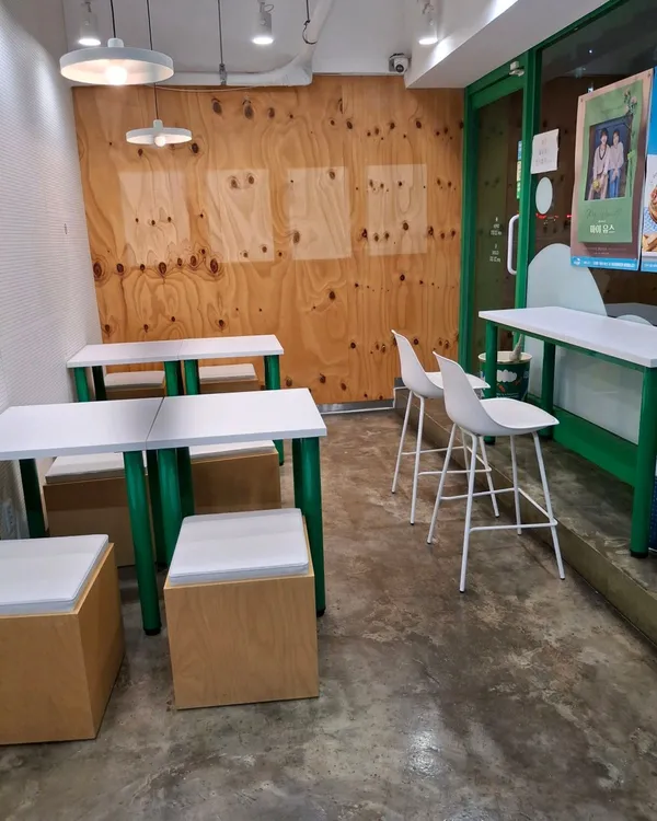 ピザアルボロ メタン店の写真3