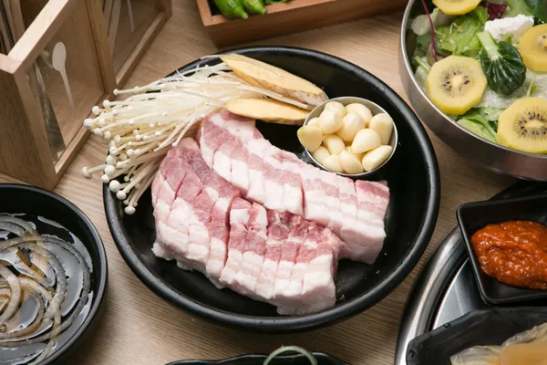 육가공장 신중동점 사진 2