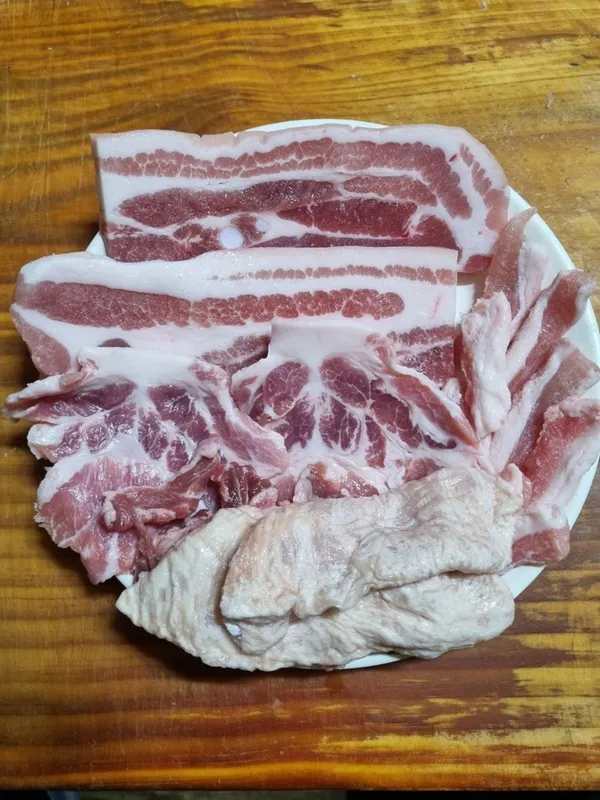 김해본가뒷고기 김천본점 사진 3