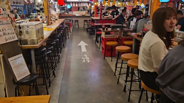 Sapporo tsunagu yokocho (izakaya valley-15 restaurant ) 사진 2