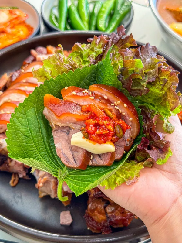 족발야시장&무청감자탕 광화문점