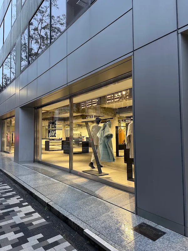 HOMME PLISSÉ ISSEY MIYAKE AOYAMA