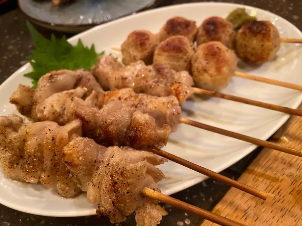 居酒厩舎