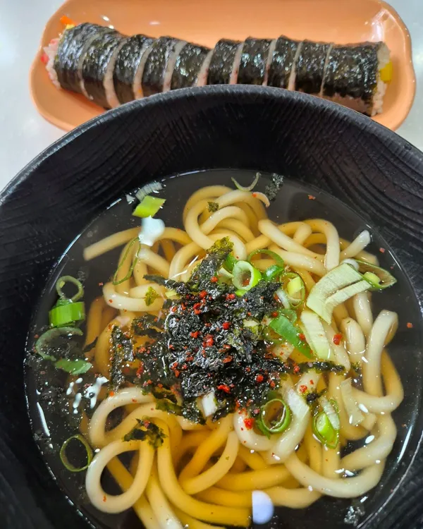 김우동