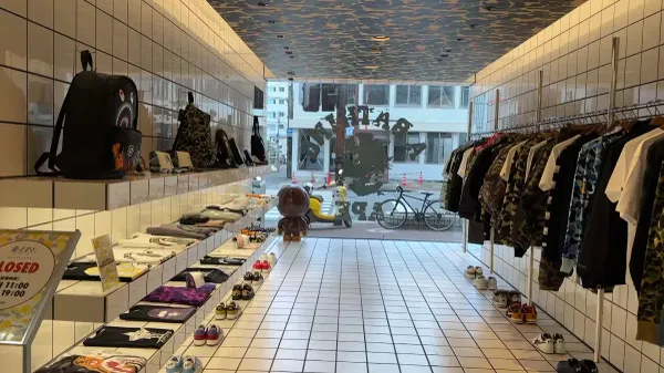 BAPE STORE® MATSUYAMA 사진 3