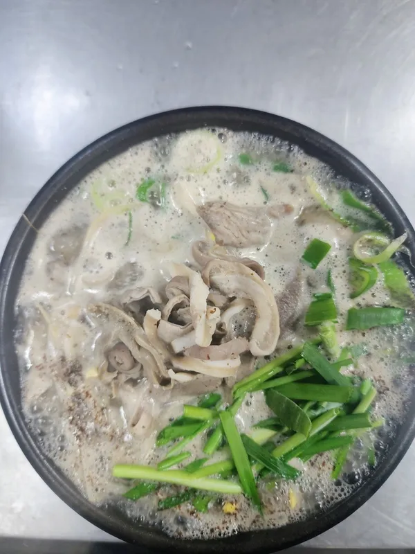 Mannyeongung Imgeumnim Gukbap, photo 5