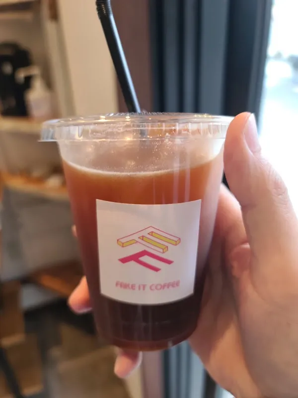 FAKE IT COFFEE, photo 3