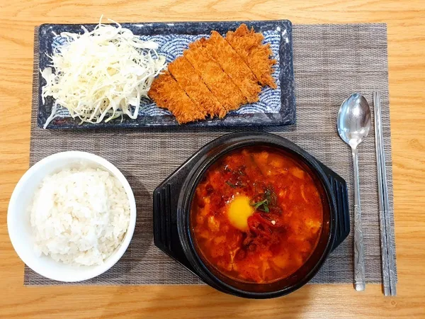 카레와돈까스 사진 2