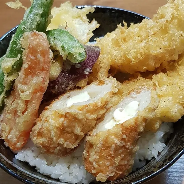 シタマチテンドン アキミツの写真5
