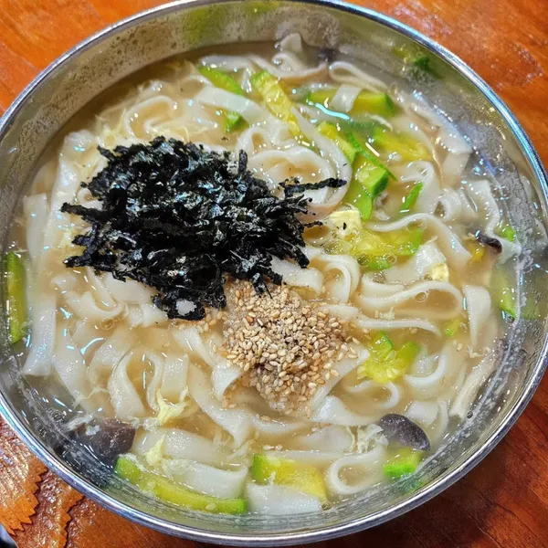 바우길장칼국수 사진 3