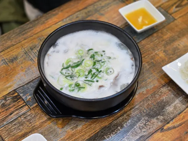 청주온새미소머리곰탕 사진 2