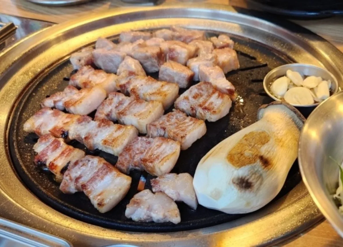 Borine Jumeokgogi, main photo