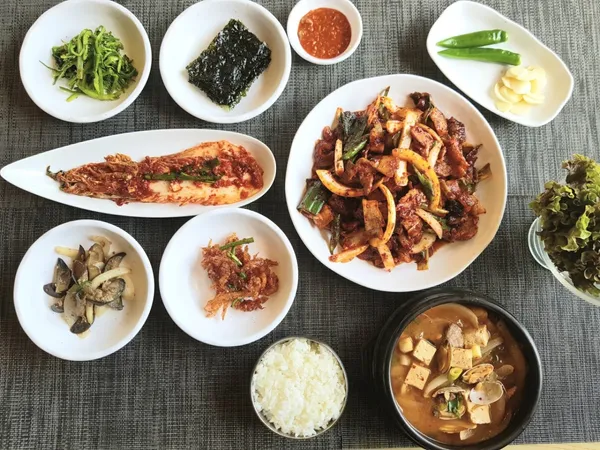 삼거리식당 창원유니시티점 사진 3