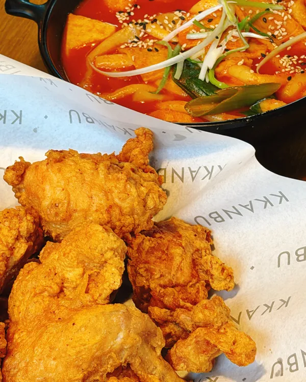 깐부치킨 양재역점 사진 2