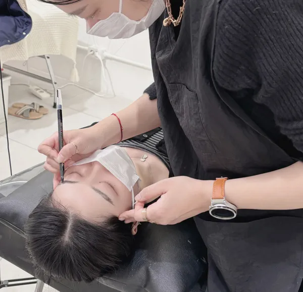 에보니뷰티 본점 부산눈썹문신&두피 사진 2