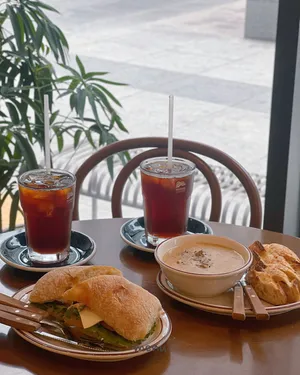Sounds Coffee Jukjeon Branch