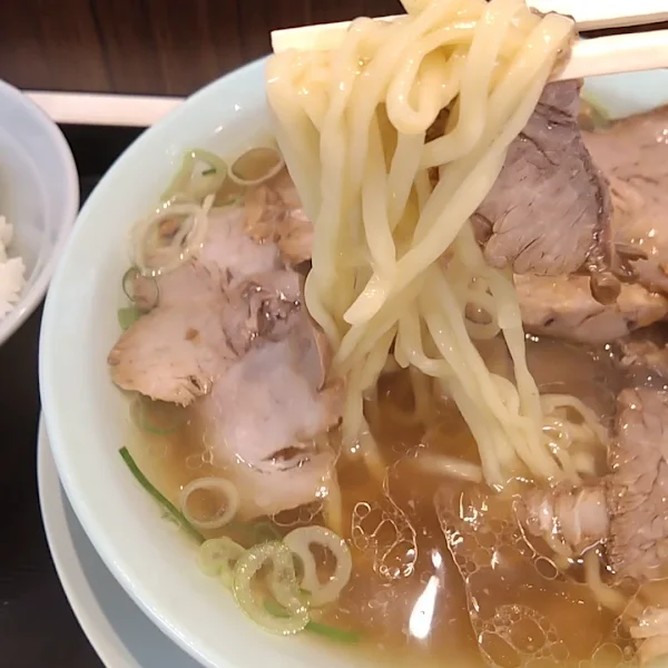 Shimbashi New Tomochin Ramen Kawasaki Ekimae 사진 2