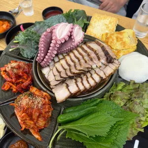 Hanbang Bossam Eojuk