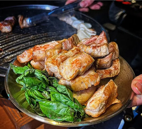 설야멱 부산서면