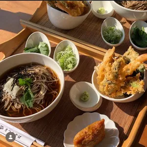 Kitsunesoba