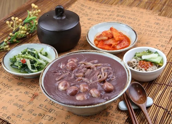 고향옥 팥칼국수