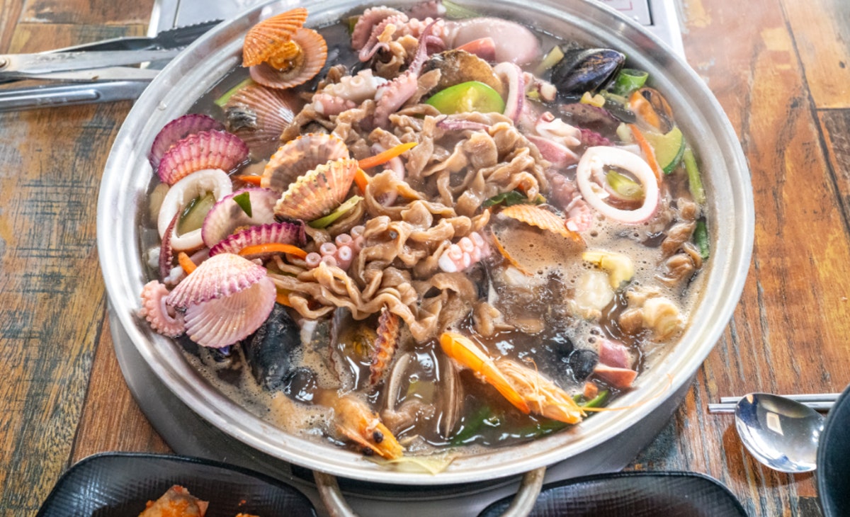 도토리 바지락손칼국수 사진 5