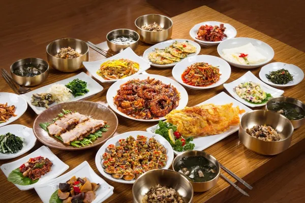 Park Hae-yoon Tongyeong Haemul Bapsang Dongnae