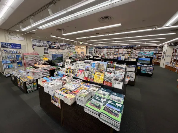 旭屋書店 なんばCITY店 사진 2