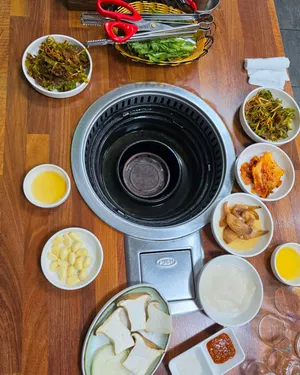 해동식육식당