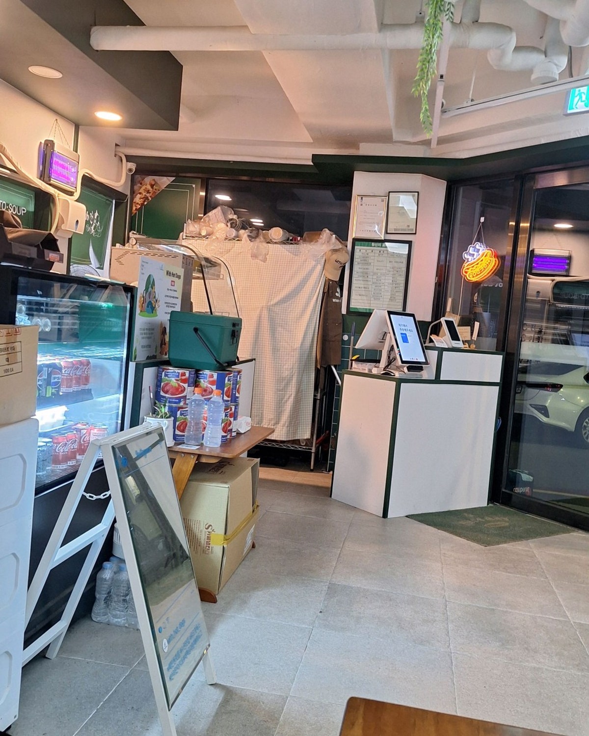 위드핫도그 수원매탄점 사진 4