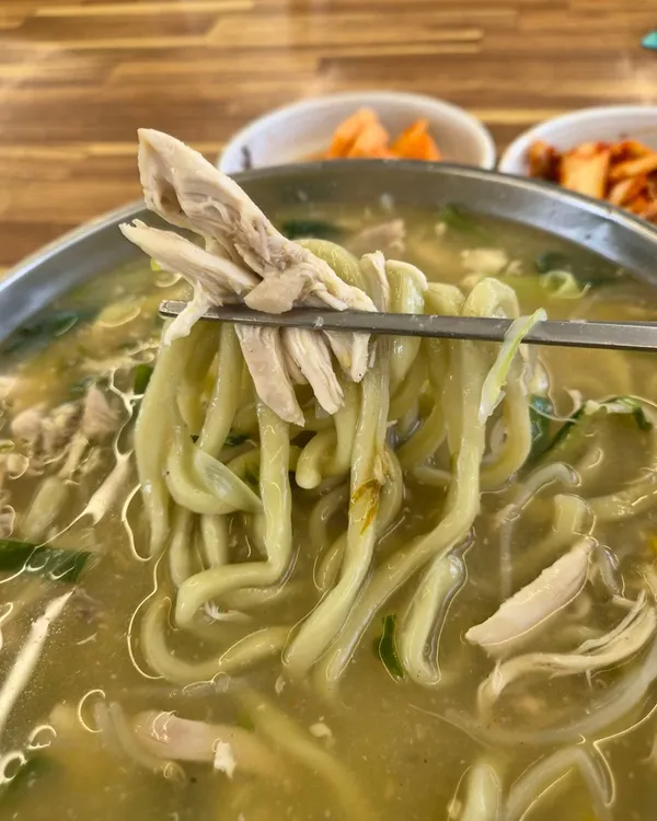 교래곶자왈손칼국수