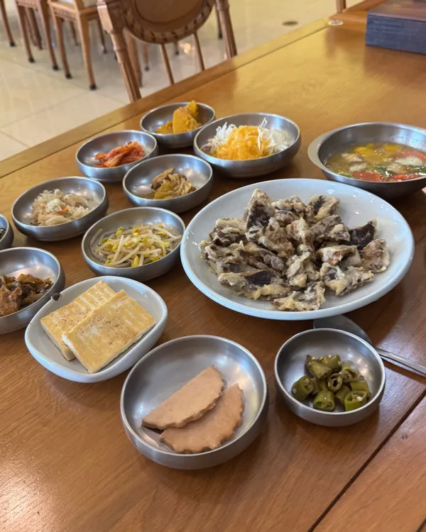 푸른솔맑은향 채식식당